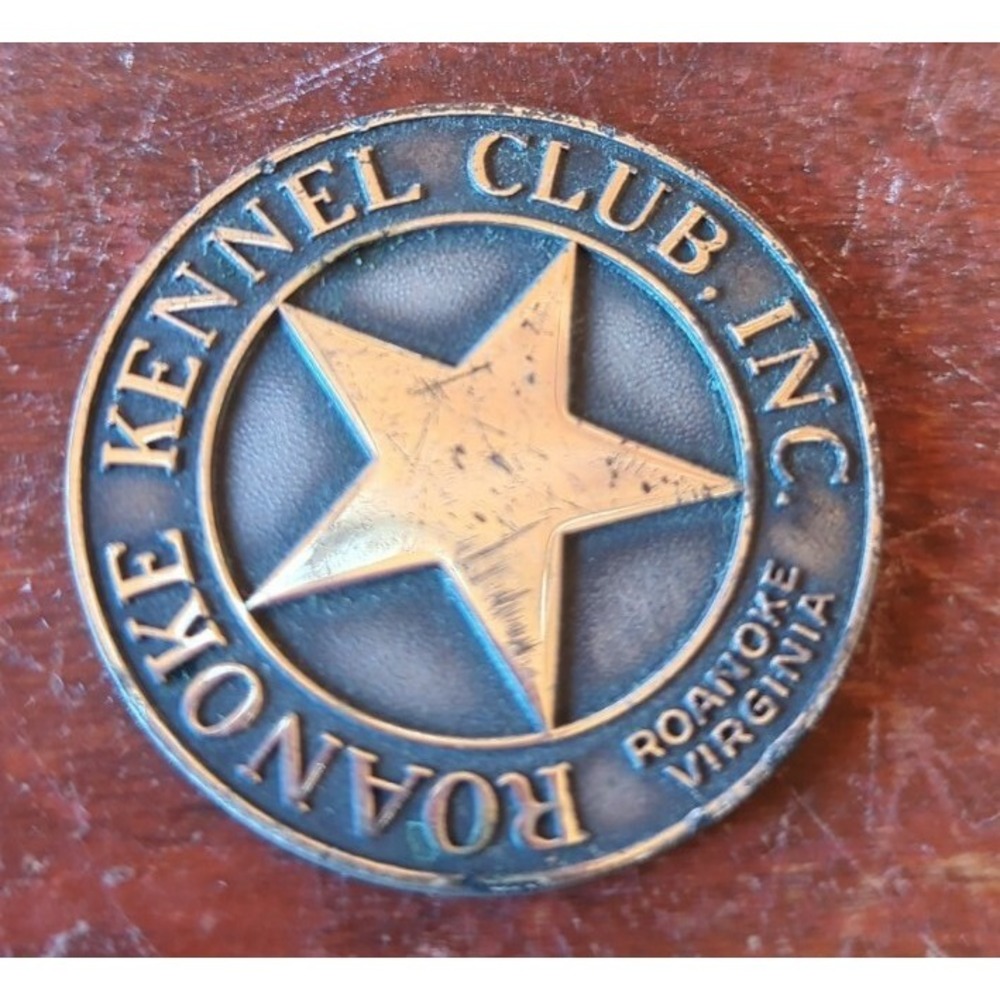 Vintage Roanoke Virginia Kennel Club Trophy Medal Badge Paperweight